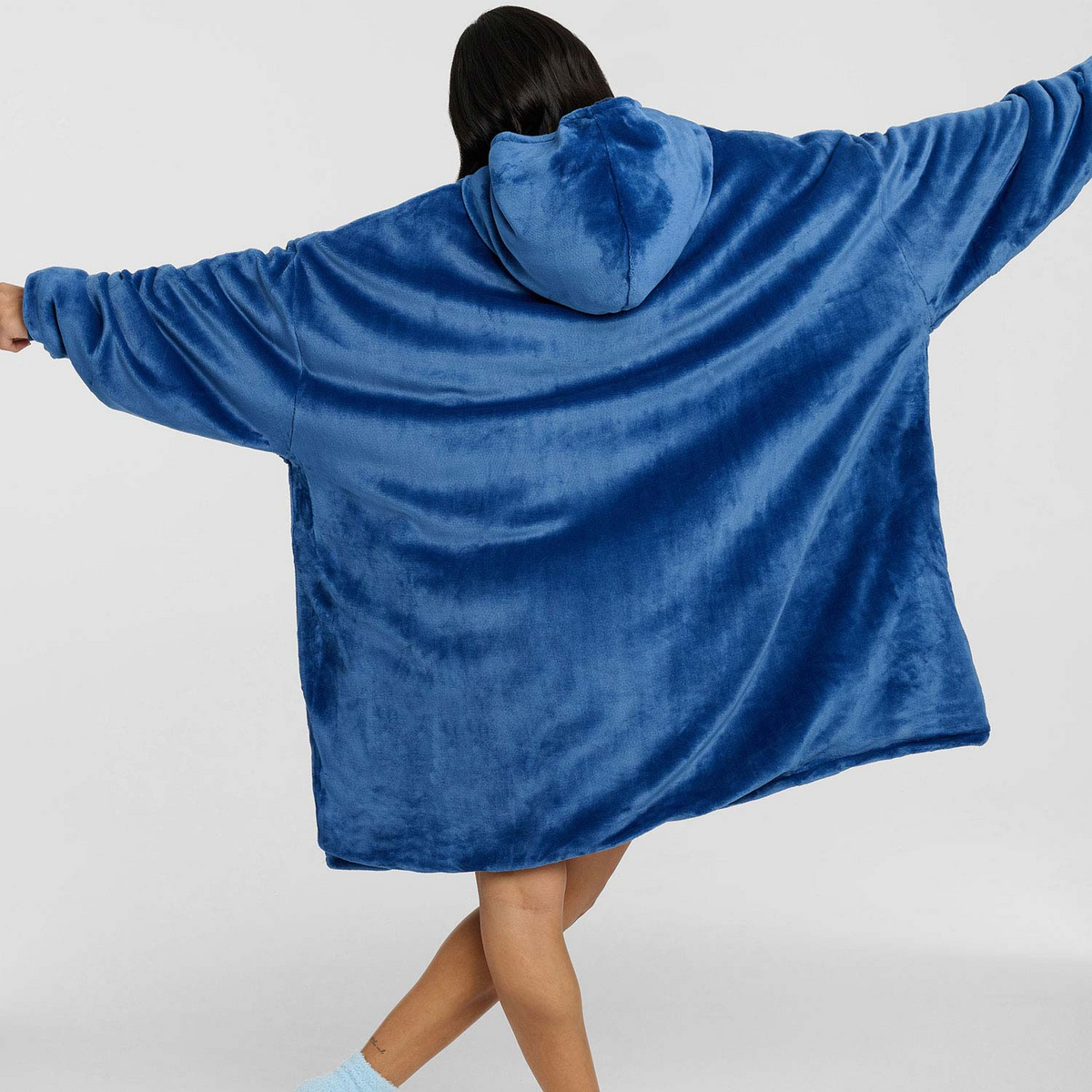 Wrapster Oversized Hoodie Blanket